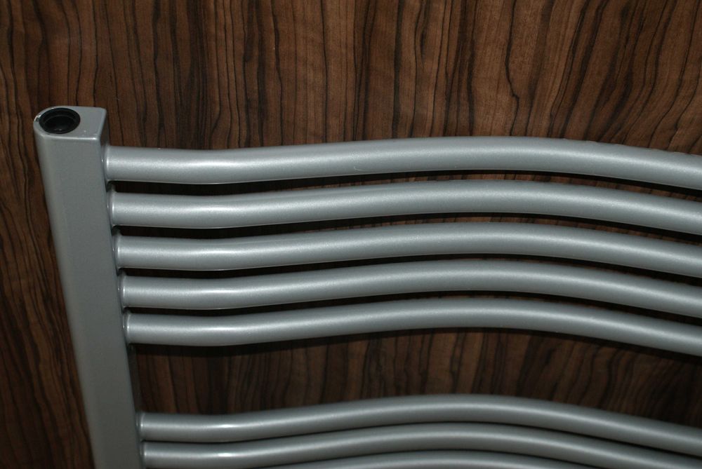 Grzejnik łazienkowy nowy.Malowany proszkowo