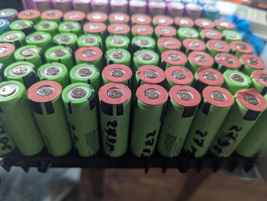 18650 аккумуляторы  2200, 2400 mAh