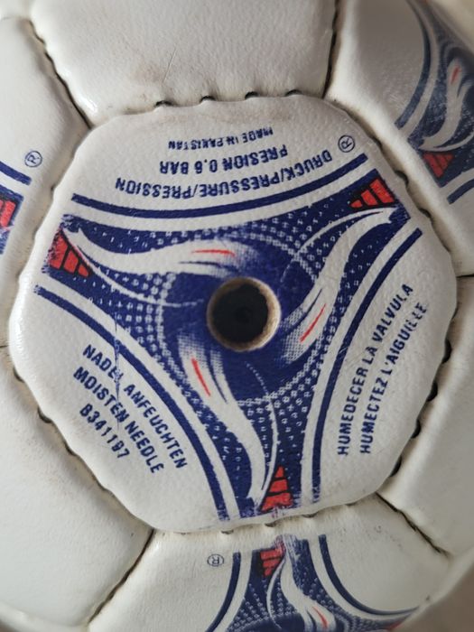 Piłka adidas Tricolore mini.