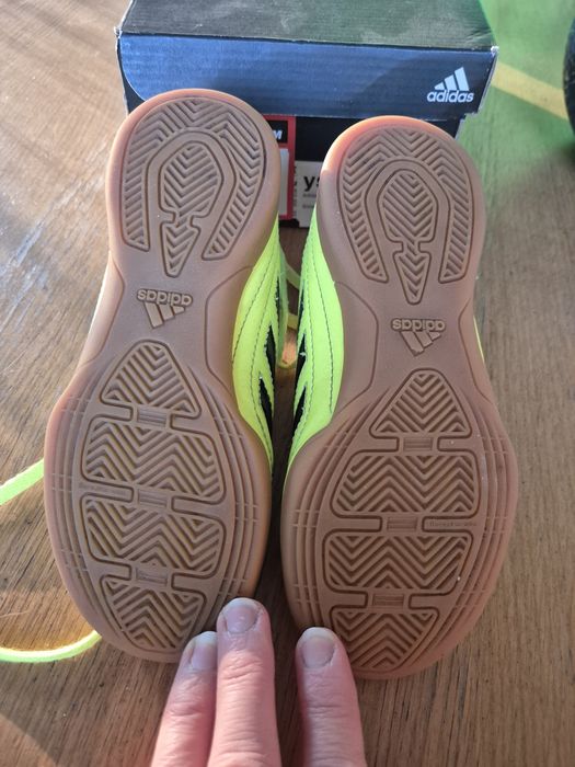 Halówki dziecięce Adidas r. 30.5 długość 18.5 cm
