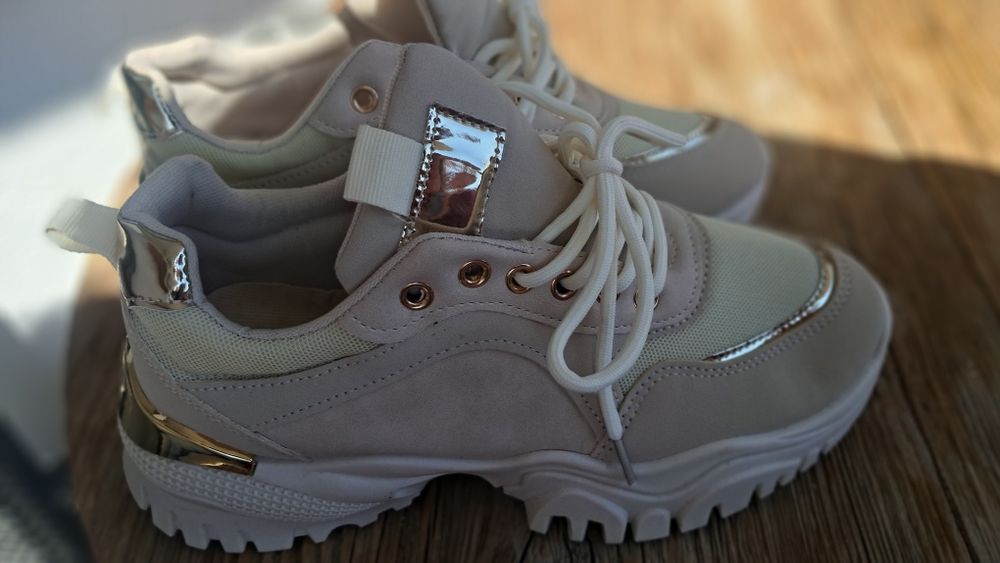 Adidaski lekkie r.40