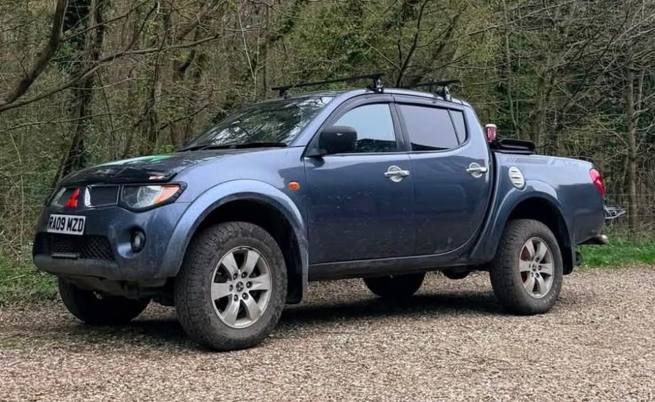 L200 Nissan Navara Ford Ranger