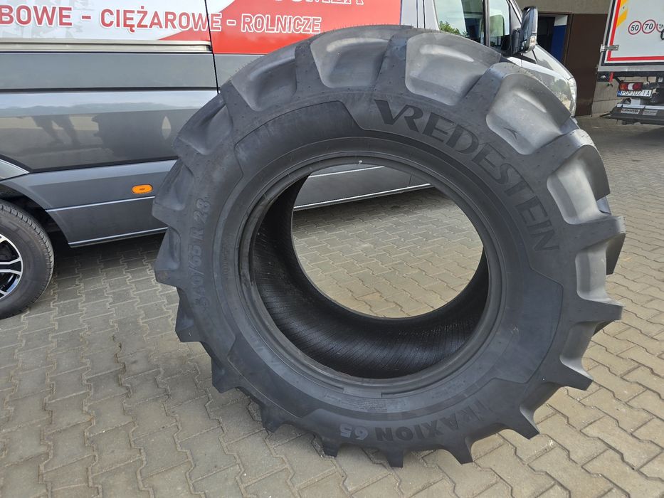 Opona 540/65r28 VREDESTEIN
