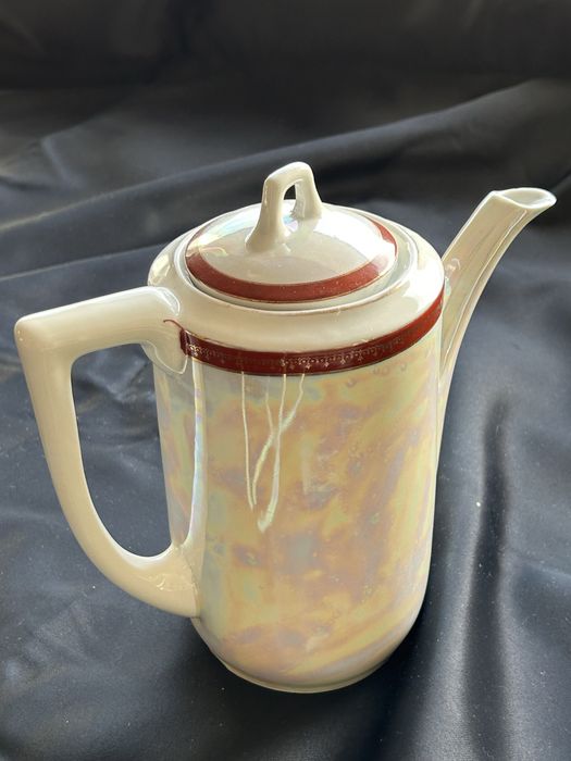 Bule de porcelana com pintura