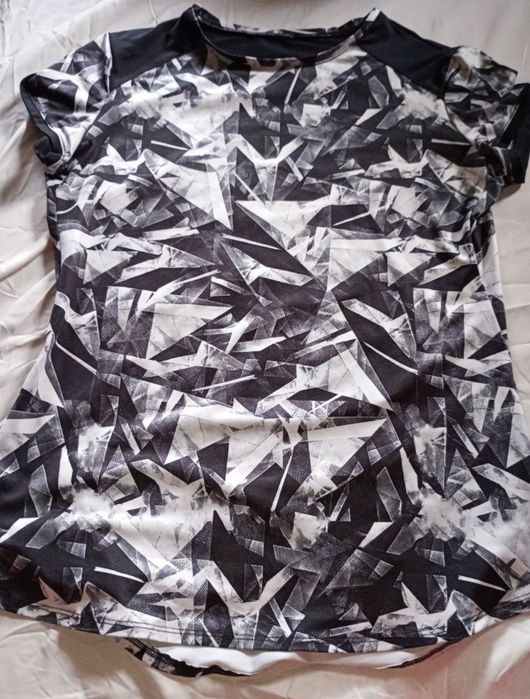 fajna koszulka kształty