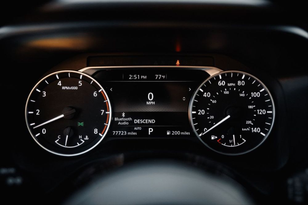 Продам автомобіль Nissan Rogue T333