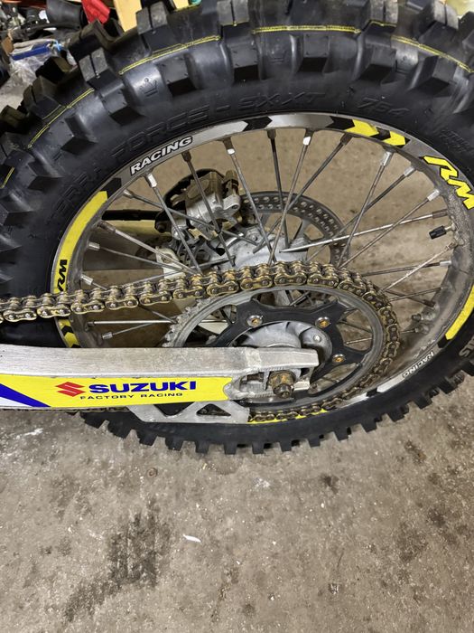 Suzuki rm125 enduro cross