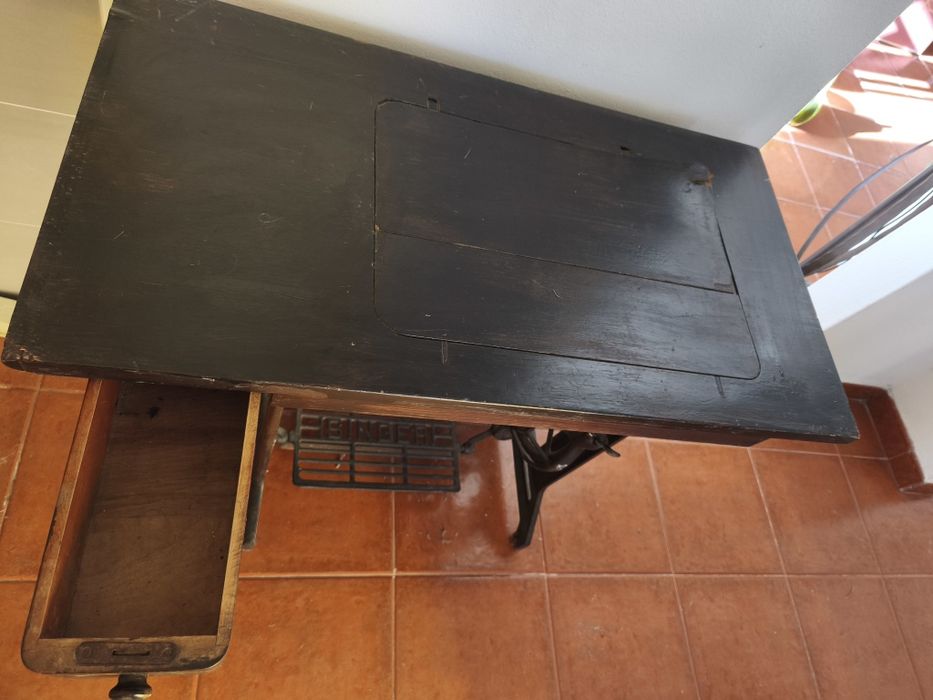 Máquina de costura Singer