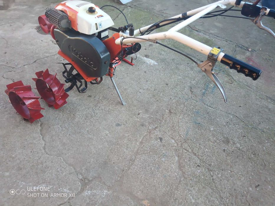 Motoenxada Kubota TF-20