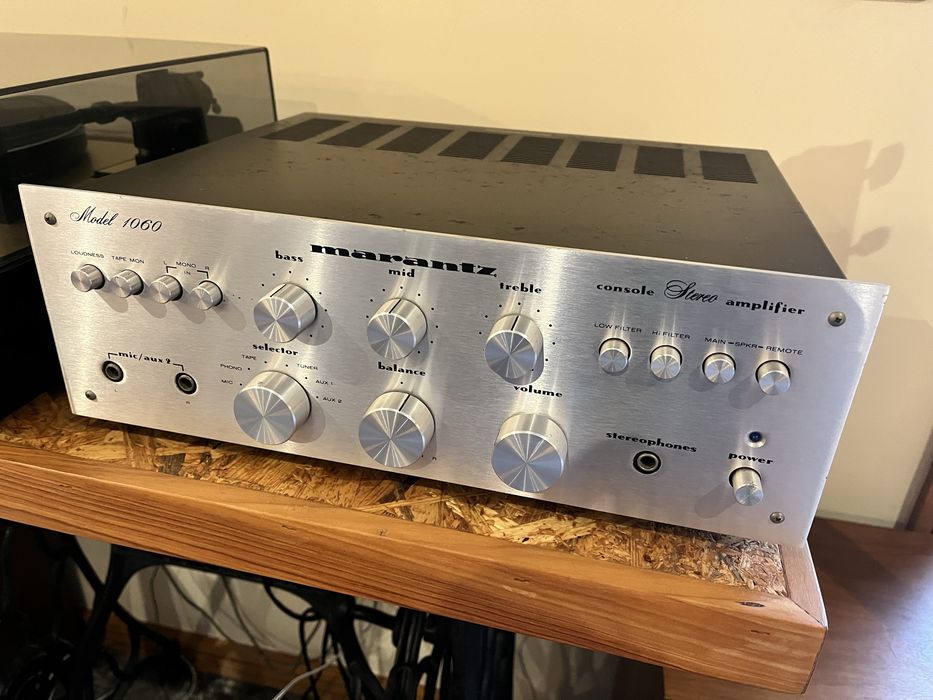 Amplificador Marantz 1060