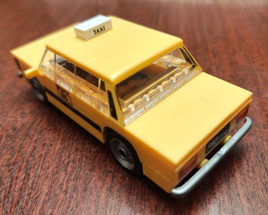 Klocki Cobi 24547 Youngtimer Collection FSO 125 p  WPT 1313 Zmiennicy