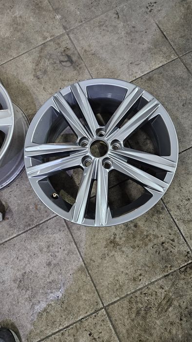 Felgę alu VW 5x112x6.5J x16 et47