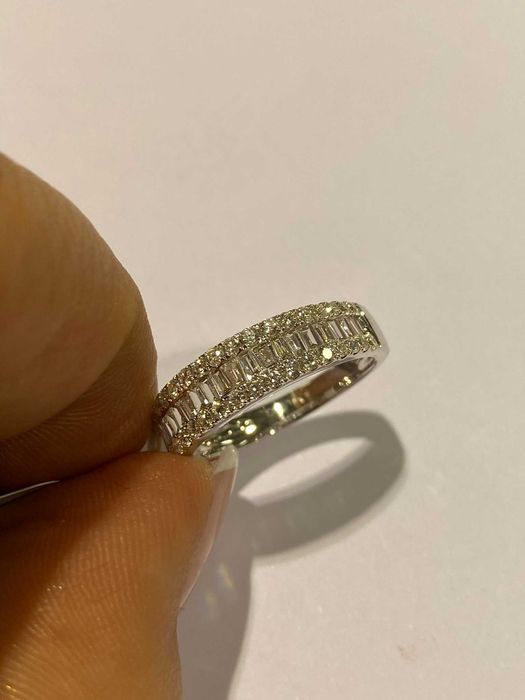 Obrączka z diamentami naturalnymi 0.95 ct Infinity bagiety