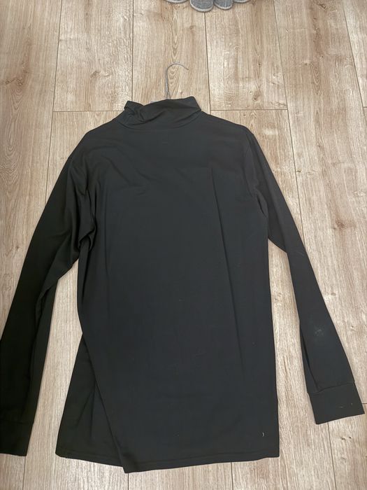 Camisola Gola Alta Preta Homem M