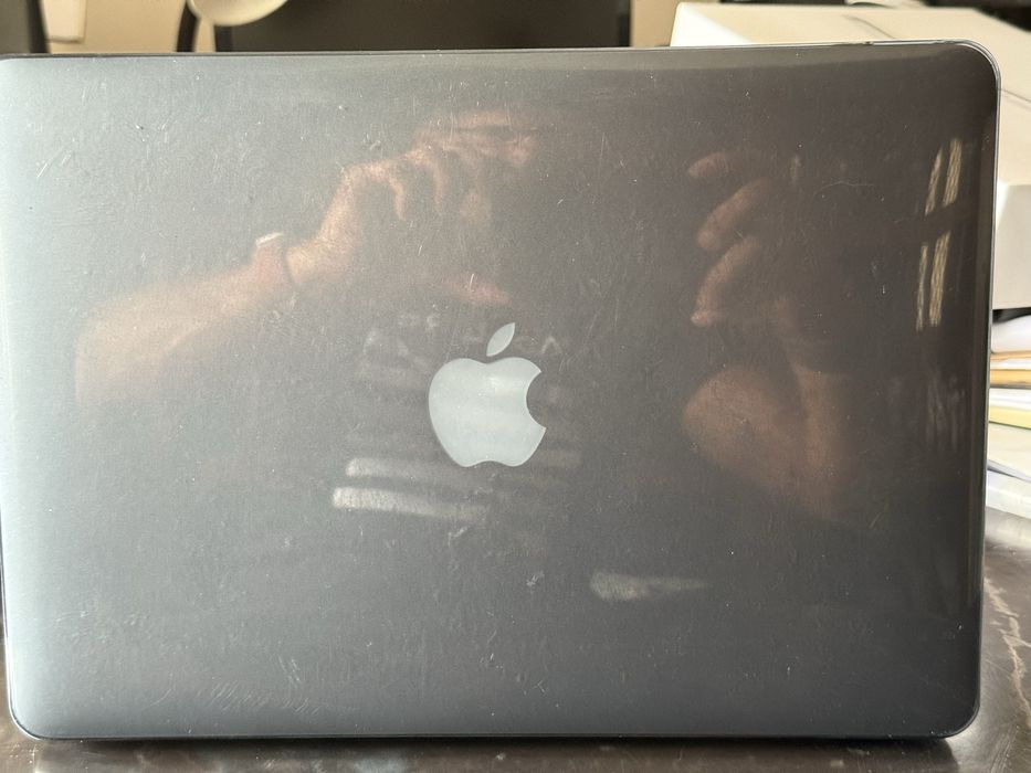 MacBook Pro 13” 8GB RAM 250GB Disco