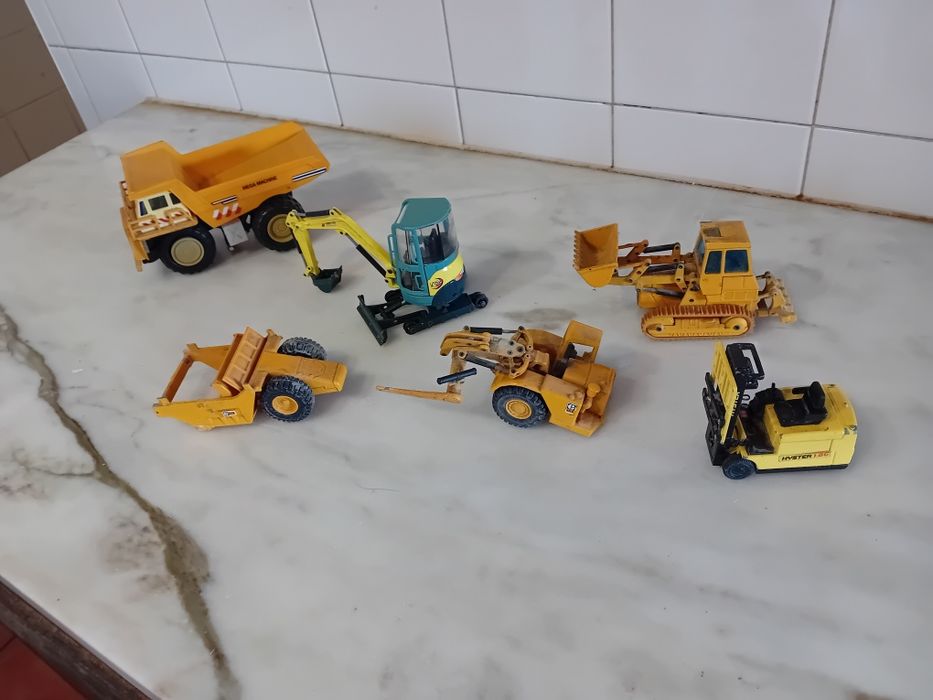 Conjunto de 6 Miniaturas Antigas Joal