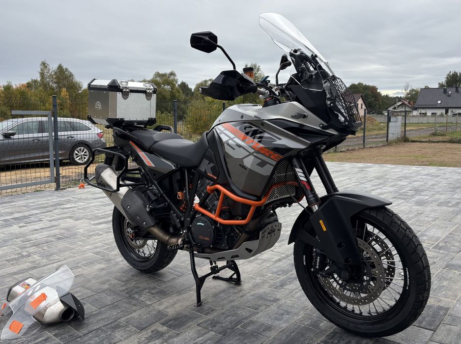 KTM