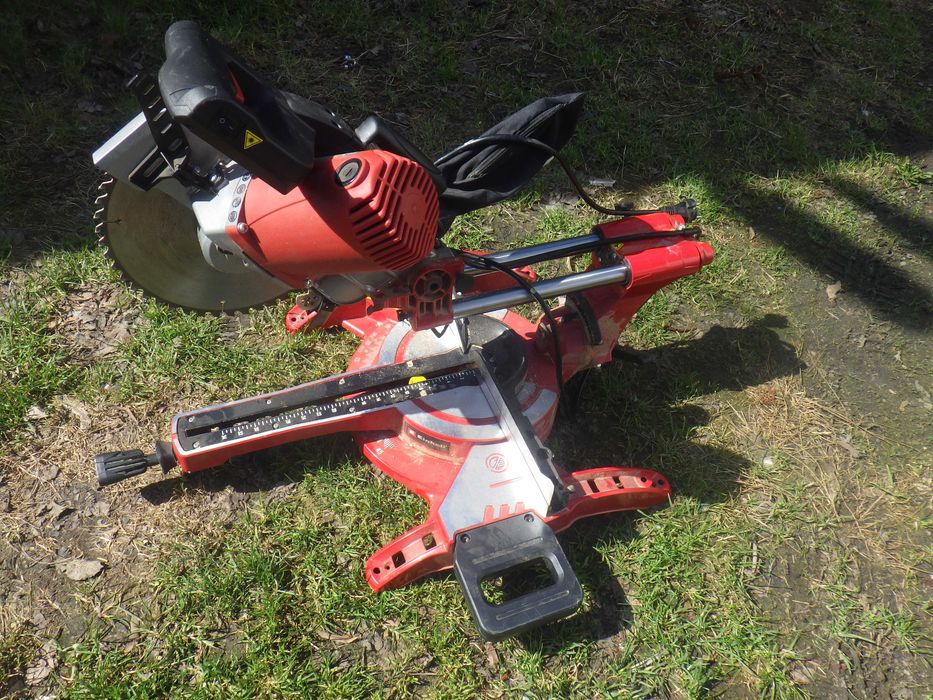 Pilarka Piła ukosowa EINHELL TC-SM 2534/1 Dual Uzyta 1 raz prywatnie jak Nowa