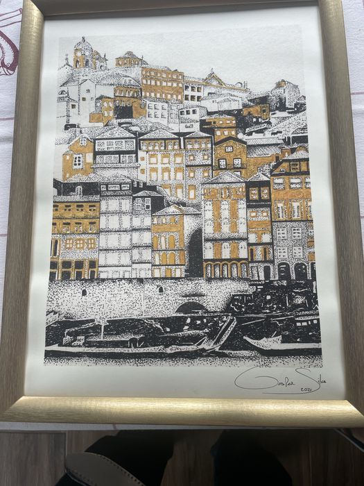 Dois Quadros  com moldura