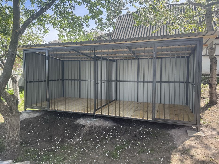 Вольєр для собак