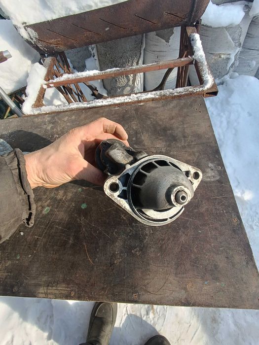 Стартер Опель Вектра А Астра Омега А OPEL Omega Astra 1.8-2.0 BOSCH