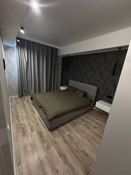 2-кiмн.кв. 2-поверх . У самому Центрi .