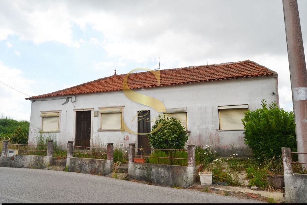 Moradia T2 Maceira