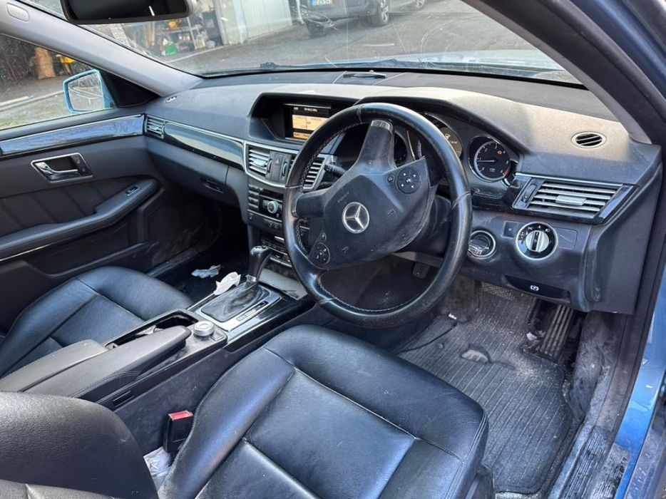 Mercedes Class E W212 para peças