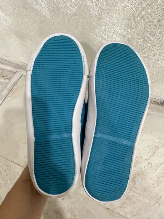 Мокасіни на липучці. Розмір 34