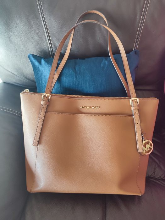 Mala Michael Kors camel