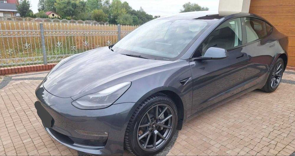 Tesla Model 3 Long Range AWD 2022