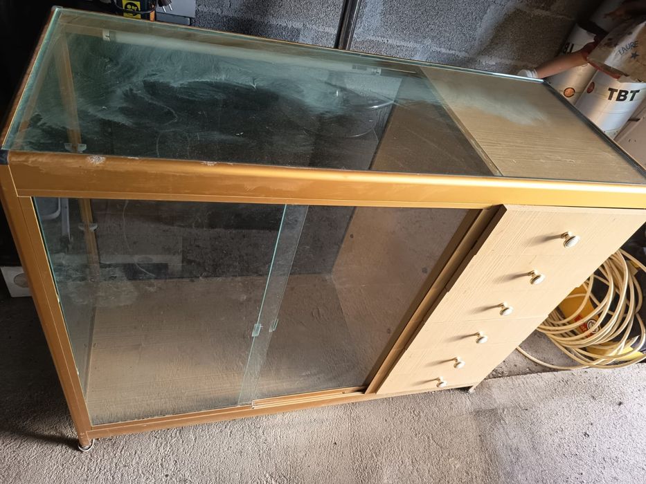 Móvel vitrine expositora