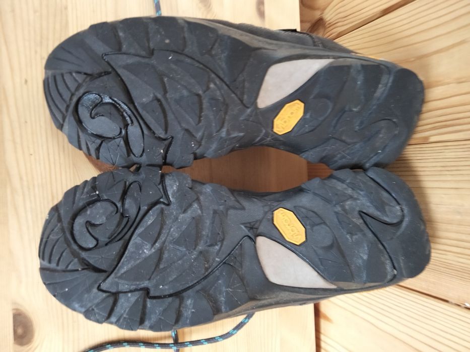 Sprzedam damskie buty trekkingowe firmy Everest