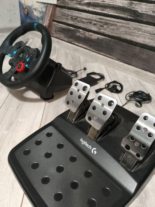 Руль Logitech g29