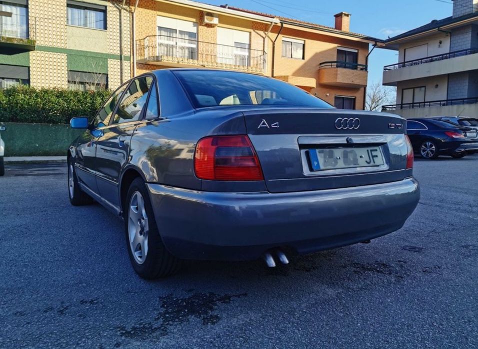 Audi A4 b5 com teto de abrir