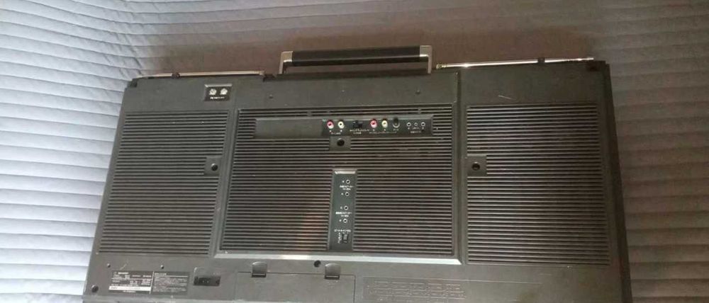Магнитола sharp 999