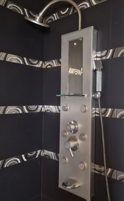 Coluna de duche com hidromassagem