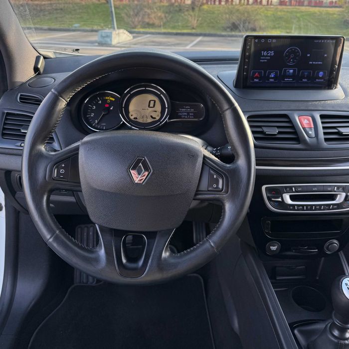 Mégane Coupé 1.5 World Series | Embraiagem + Bimassa Novas  | Carplay