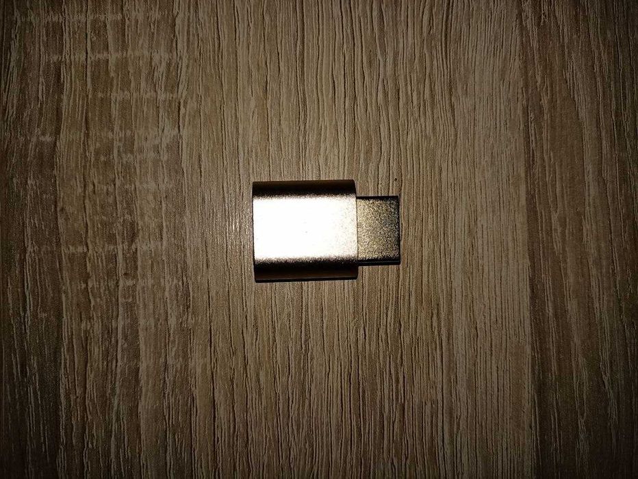 HDMI-заглушка, модулятор для монитора.