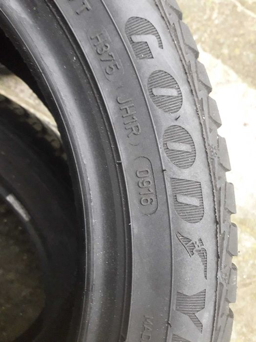 Całoroczne Goodyear 215/45 R16 6.5mm