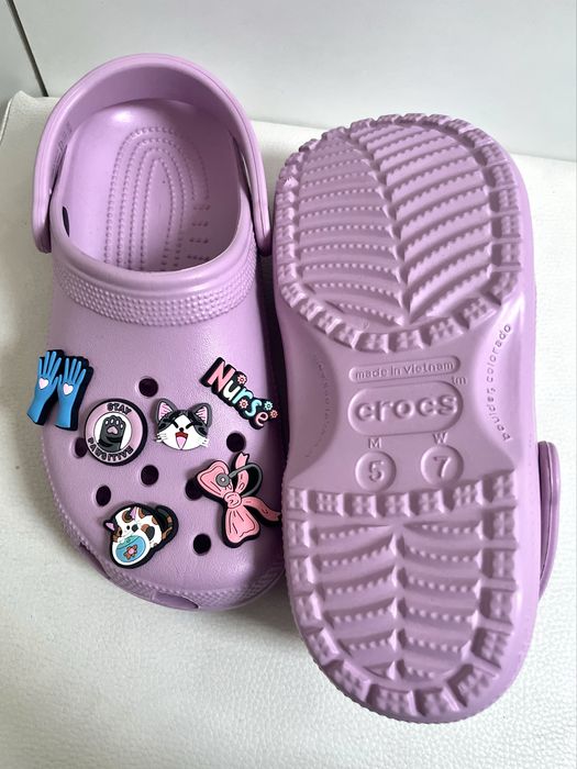 nowe crocsy liliowo-różowe crocs purple pink