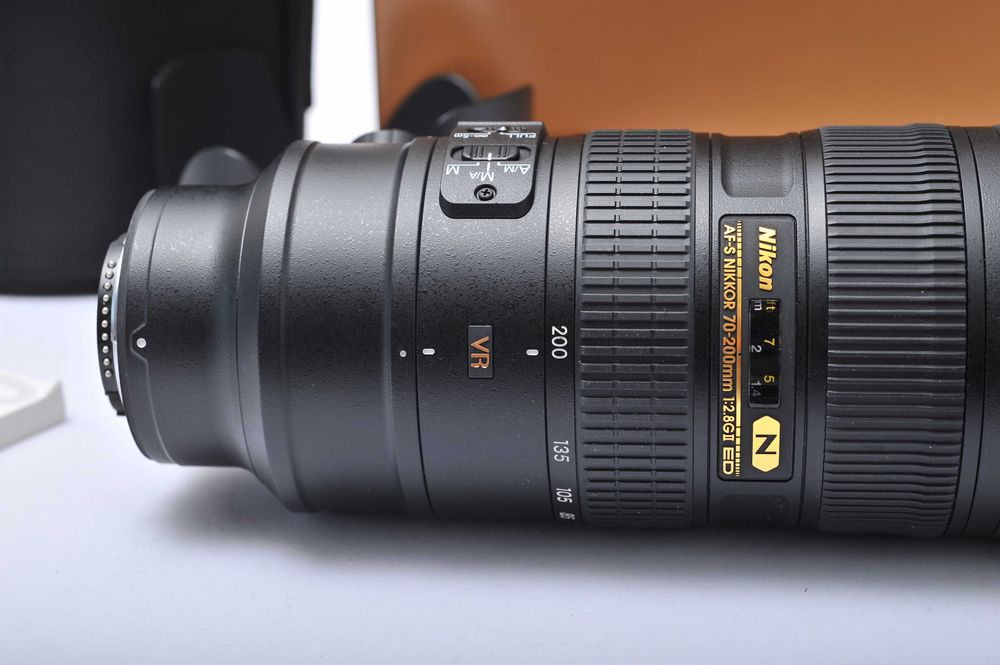 Nikon AFS 70-200 VR II f/2.8  Seminova