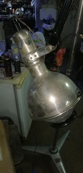 солюкс с лампа штатів медичне стаціонарна підлогова.