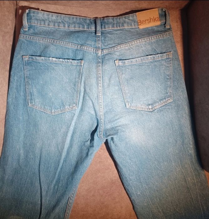 Spodnie jeansowe Bershka rozmiar M