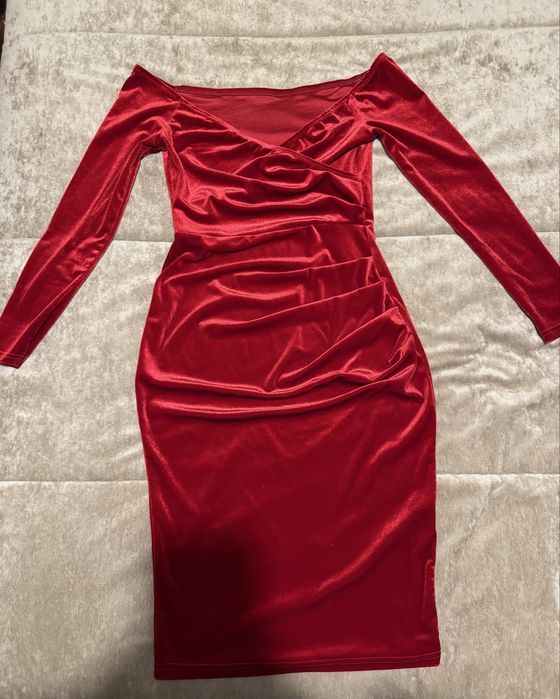 Vestido NOVO vermelho tamanho S/M