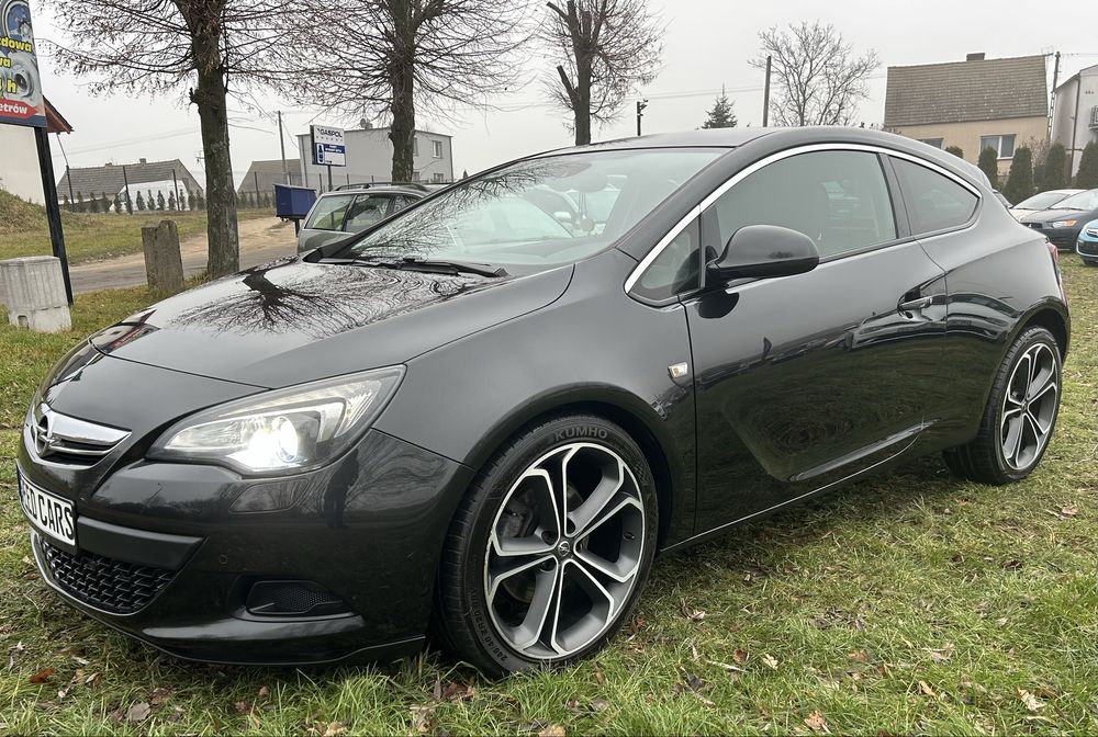 Opel Astra  Rok 2012 Auto z Niemiec z Gwarancją