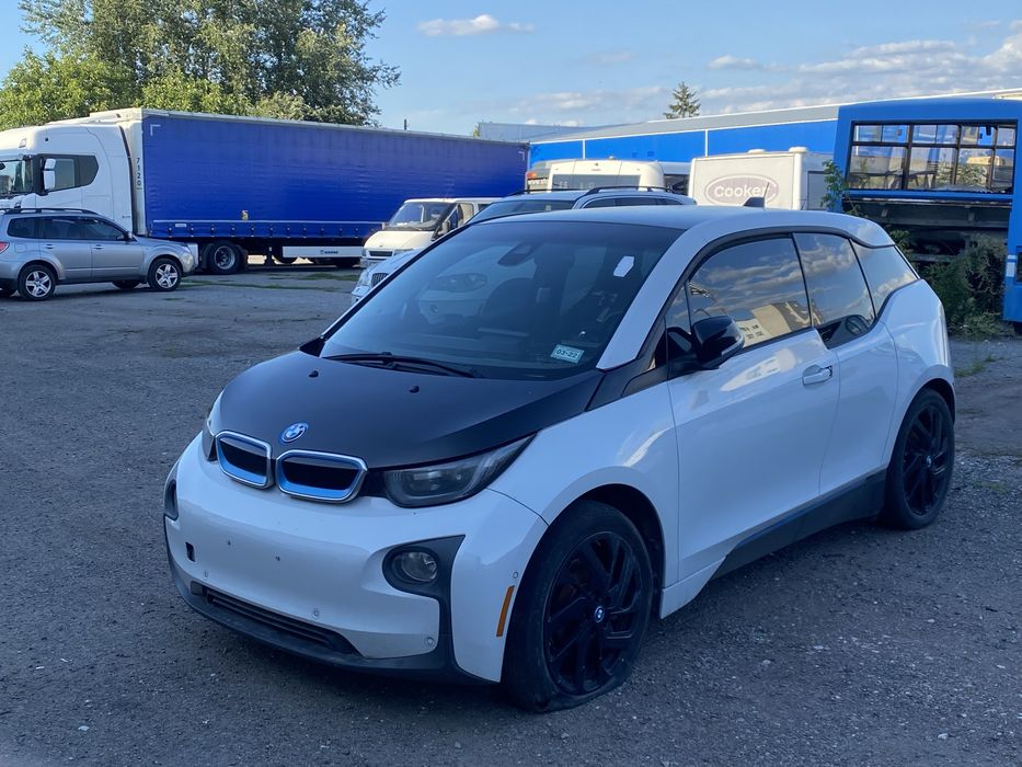 BMW I3  Гібрид 2015 року