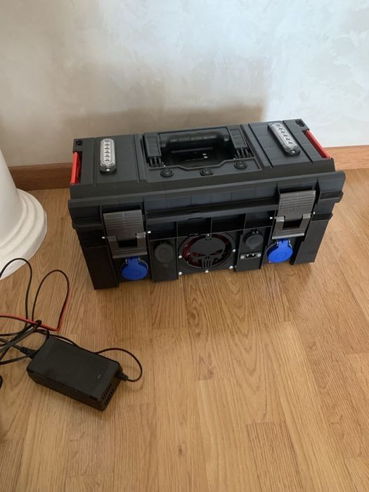 Зарядная станция 800W
