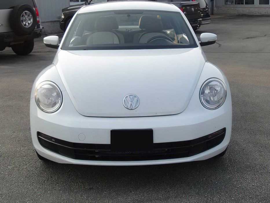Volkswagen Beetle      2015