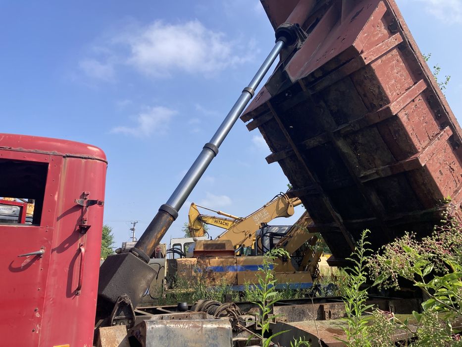 Kraz 255 na części wciągarka kiper kamaz tatra koła dętki
